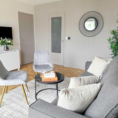 Brand-New Studio With Eiffel Tower View パリ エクステリア 写真